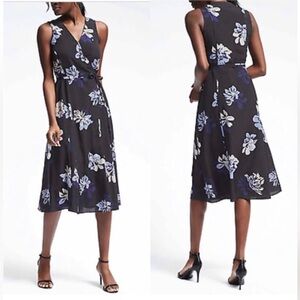 Banana Republic Sleeveless Wrap Dress